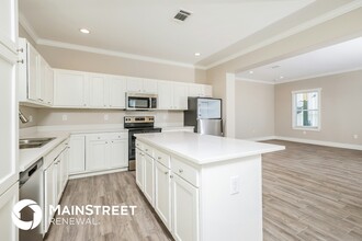 229 Altitude St in San Antonio, TX - Building Photo - Building Photo