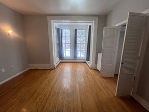 17 College Ave NE in Grand Rapids, MI - Building Photo - Building Photo