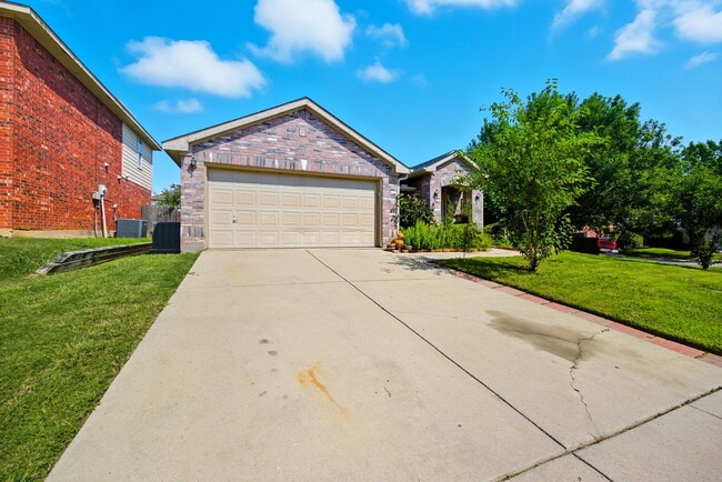 4275 Cave Cove Ct in Fort Worth, TX - Building Photo - Building Photo