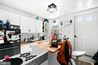 402 Durfor St in Philadelphia, PA - Building Photo - Building Photo