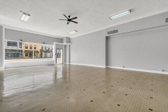 423 Main St, Unit 423 in Columbus, MS - Foto de edificio - Building Photo