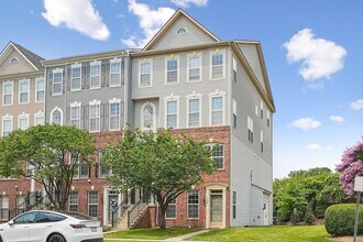 15503 John Diskin Cir in Woodbridge, VA - Building Photo - Building Photo