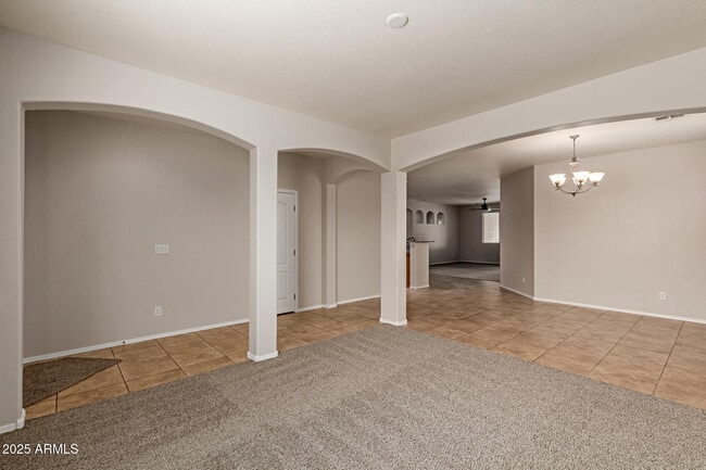 42374 W Avella Dr in Maricopa, AZ - Building Photo - Building Photo