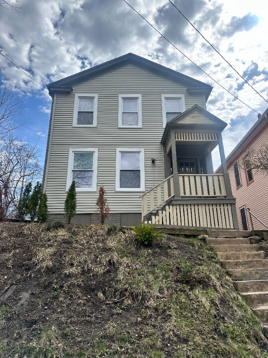 1836 N Palmer St in Milwaukee, WI - Building Photo