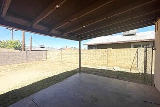 3527 N 61st Dr in Phoenix, AZ - Building Photo - Building Photo
