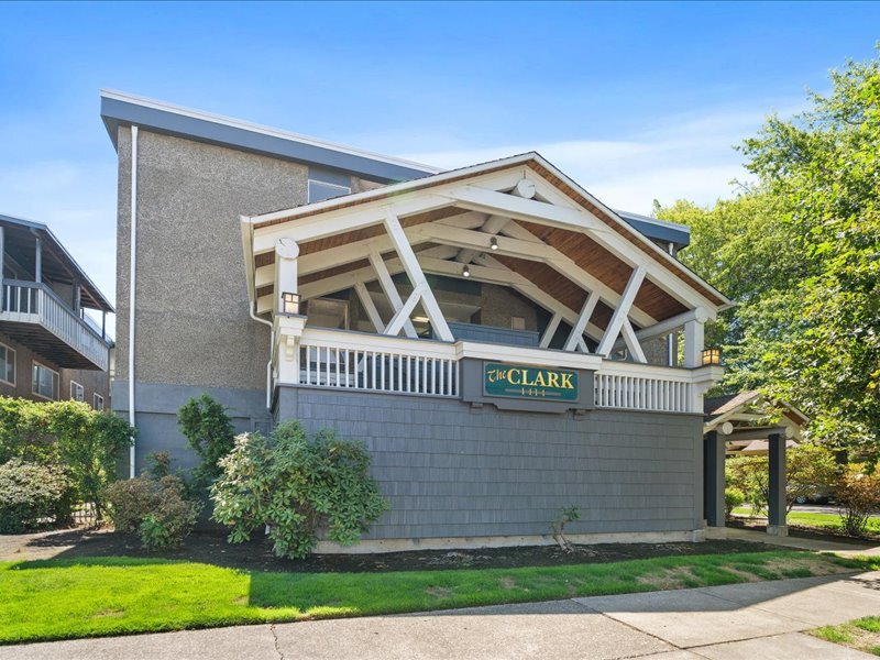 The Lewis & Clark in Eugene, OR - Building Photo