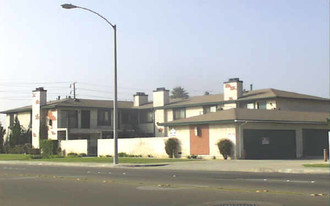 921 S Western Ave Apartments