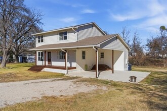 93 Co Rd 130 in Georgetown, TX - Building Photo - Building Photo