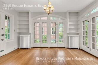 2540 Euclid Heights Blvd in Cleveland Heights, OH - Building Photo - Building Photo