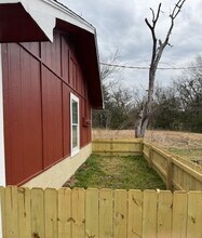 610 Harrison St in Commerce, TX - Building Photo - Building Photo