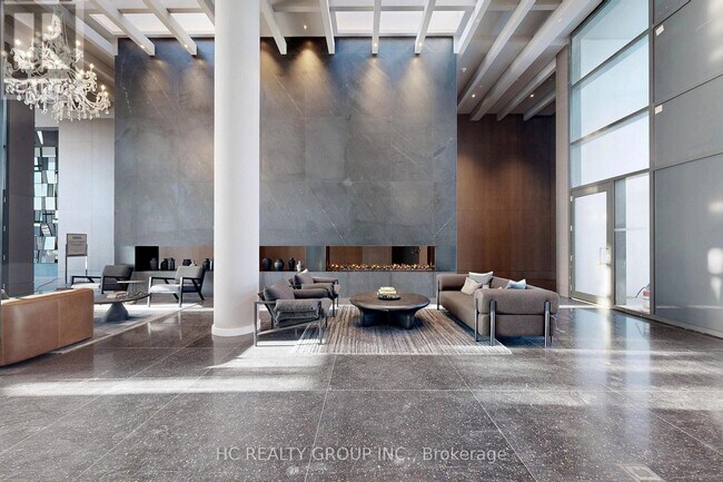 8 Interchange Wy in Vaughan, ON - Building Photo - Building Photo