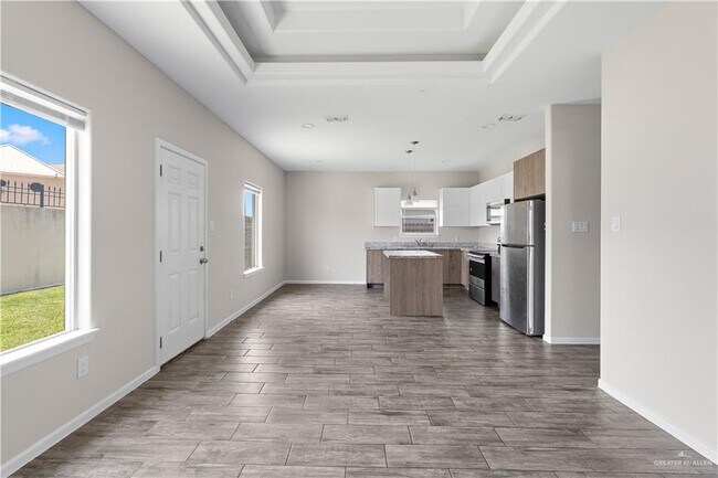 17 Kentucky St in Alton, TX - Building Photo - Building Photo