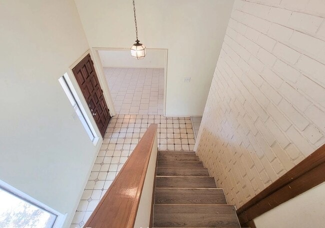 2810 Thorne Creek Ln