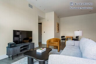 760 Serrano Ave in Los Angeles, CA - Building Photo - Building Photo
