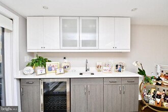 2012 Kalorama Rd NW in Washington, DC - Building Photo - Building Photo