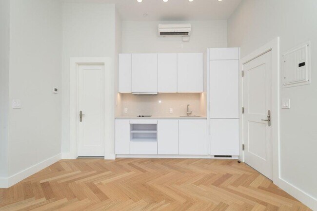 461 Massachusetts Ave in Boston, MA - Building Photo - Building Photo