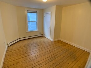 68 Pleasant St, Unit 1-64 in Cambridge, MA - Building Photo - Building Photo