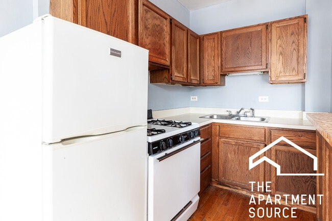 property at 511 W Melrose St