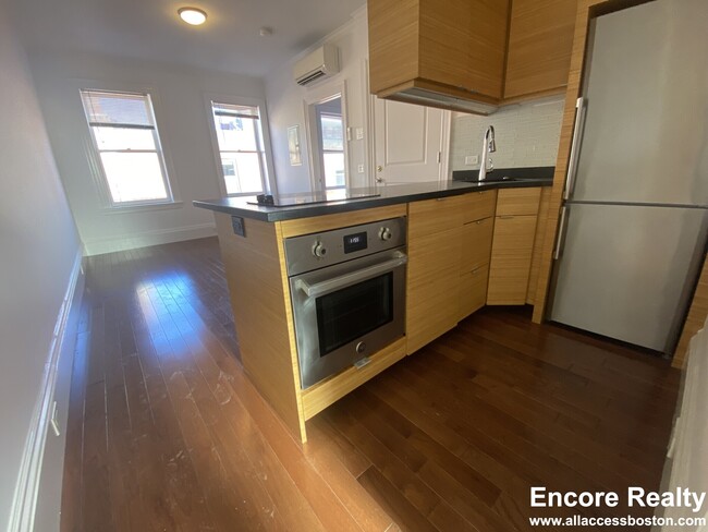 property at 98 Myrtle St