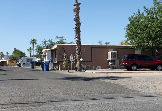 3940 N Romero Rd in Tucson, AZ - Foto de edificio - Building Photo