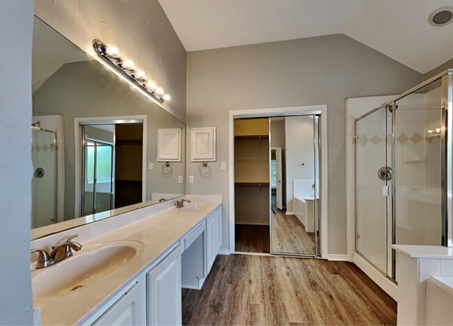 7917 Desert Rose Ct