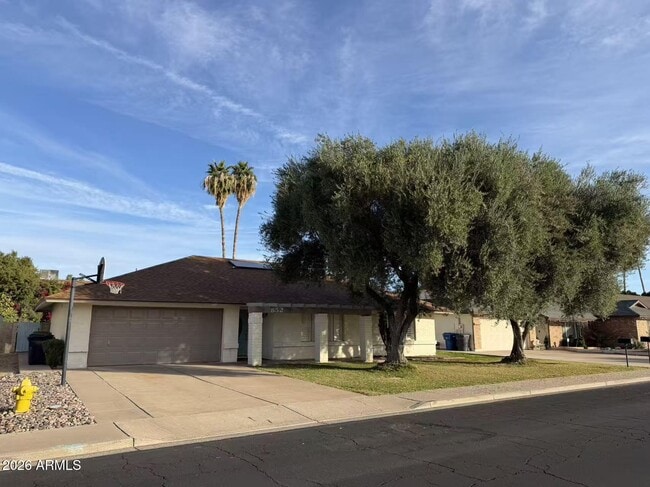 property at 852 W Nopal Ave