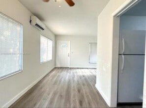 782 NW 52nd St, Unit 782 in Miami, FL - Building Photo - Building Photo
