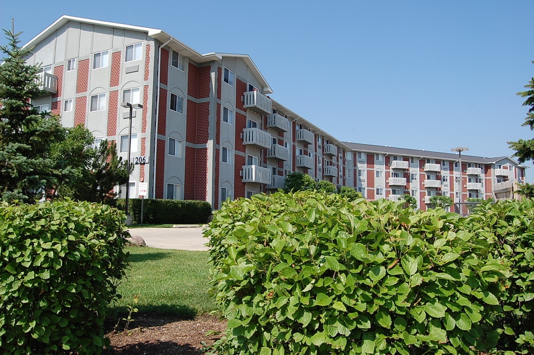 Brookside Knoll in Waukegan, IL - Foto de edificio