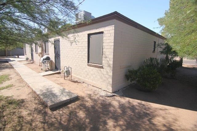 4-Plex in Phoenix, AZ - Building Photo