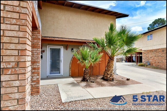 6412 Pizarro St in El Paso, TX - Building Photo - Building Photo