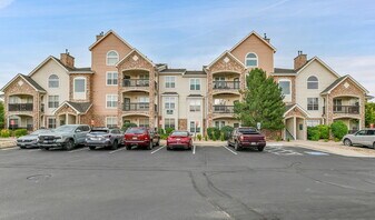 18909 E Warren Cir in Aurora, CO - Building Photo