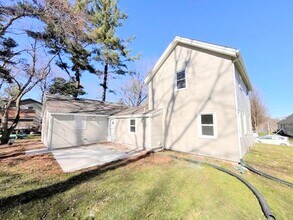159 Whitlock St in Saline, MI - Building Photo - Building Photo