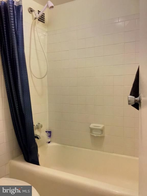 2800 Wisconsin Ave NW-Unit -301 in Washington, DC - Building Photo - Building Photo