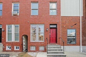 427 S Eden St in Baltimore, MD - Building Photo - Building Photo