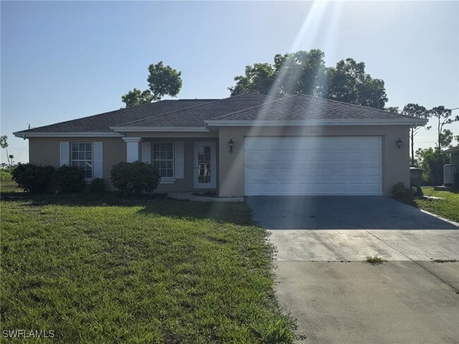 property at 4325 Garden Blvd