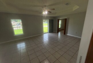 213 Deer Run Dr in Schriever, LA - Building Photo - Building Photo