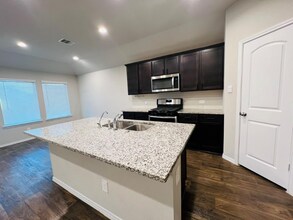 20456 Tembec Dr in New Caney, TX - Building Photo - Building Photo