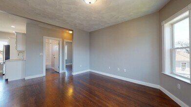 26 Elder St, Unit 3 in Boston, MA - Building Photo - Building Photo