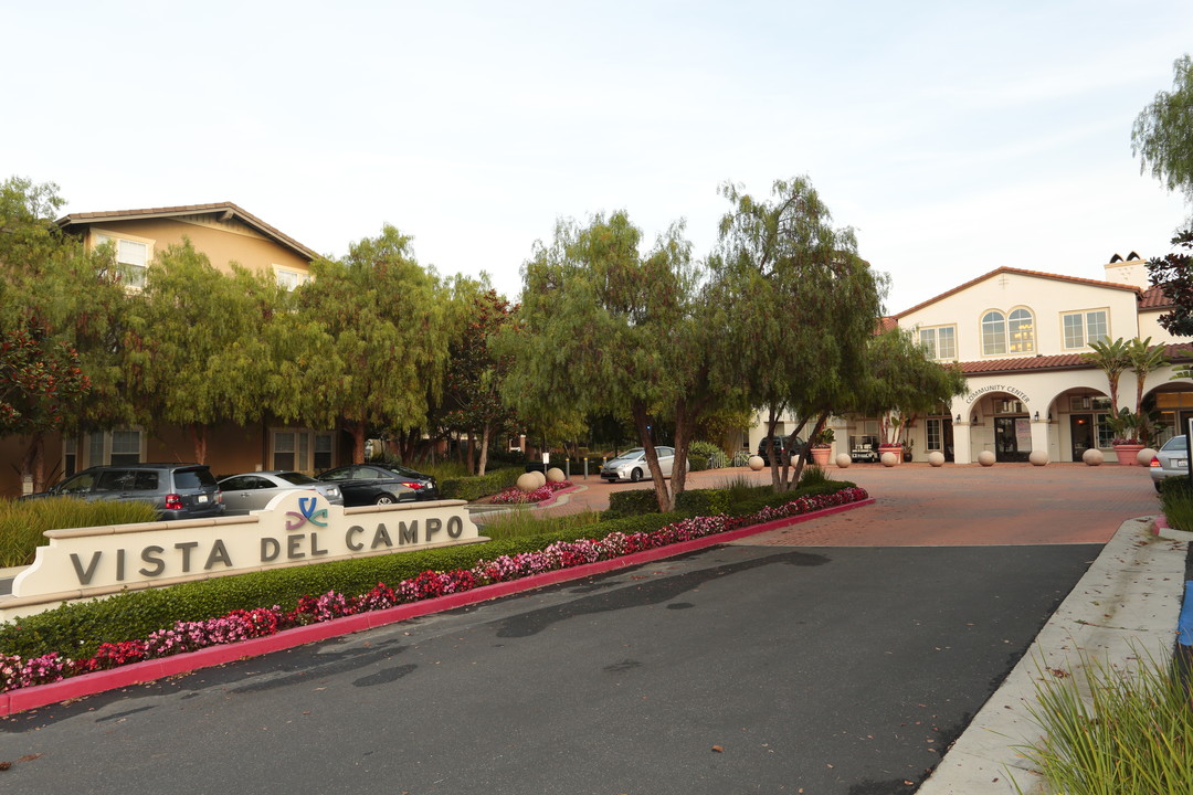 Vista Del Campo in Irvine, CA - Building Photo