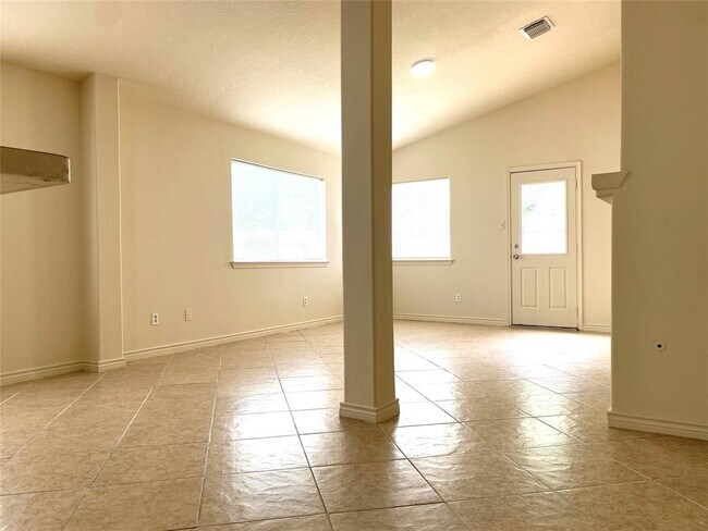 5106 Natasha Run Ln photo'