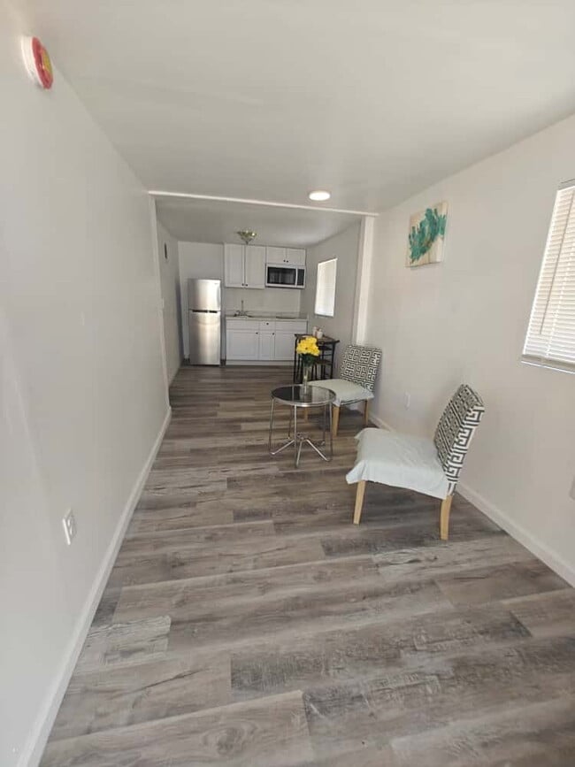 306 W Lewis St in Beatty, NV - Building Photo - Building Photo