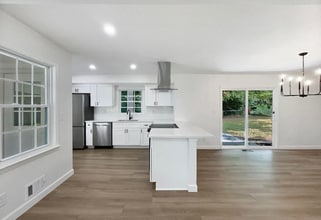 3178 Rainbow Ridge Rd in Decatur, GA - Building Photo - Building Photo