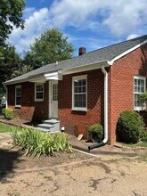 209 W Elm St in Wingate, NC - Building Photo - Building Photo