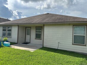 3327 Chimera Ln in Missouri City, TX - Building Photo - Building Photo