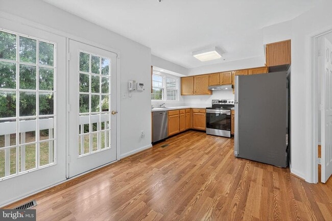 8404 Burchap Dr in Gaithersburg, MD - Building Photo - Building Photo