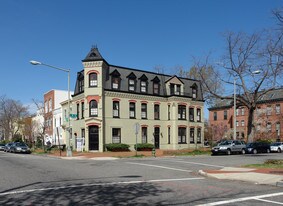 La Maison d'Etre in Washington, DC - Building Photo