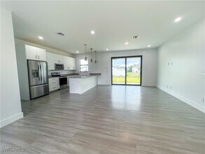1908 NW 24th Ave in Cape Coral, FL - Building Photo - Building Photo