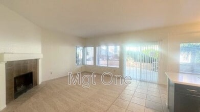 2968 Coral St in Corona, CA - Building Photo - Building Photo