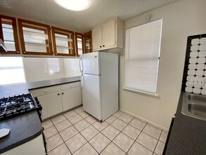 407 E 30th St in Austin, TX - Foto de edificio - Building Photo