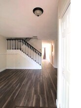 16604 SW 97th St in Miami, FL - Building Photo - Building Photo